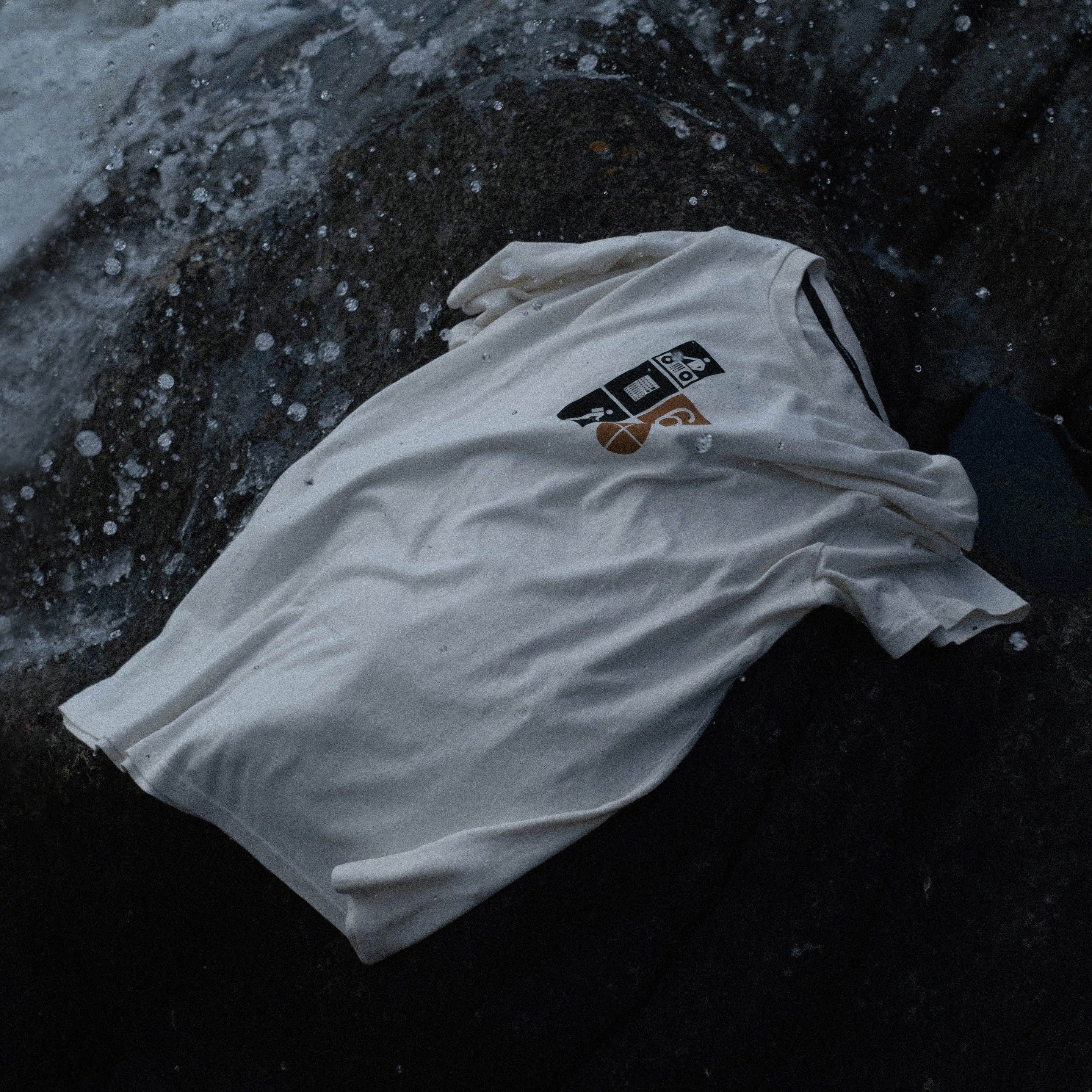 field t-shirt, 3 of 3